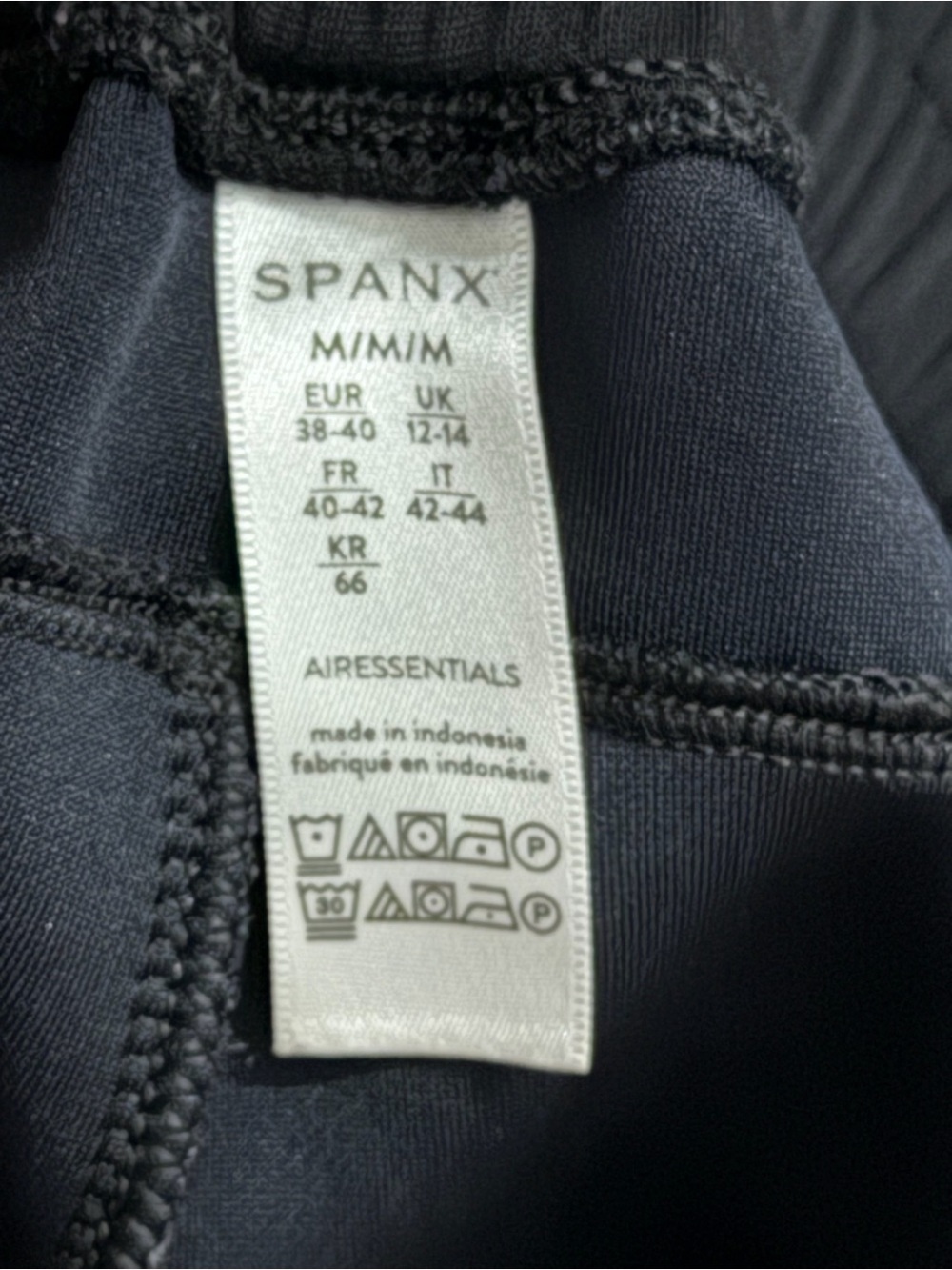 SPANX Air Essentials Wide Leg Pants Black - Picture 5 of 5
